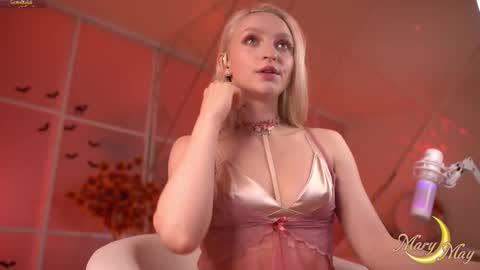 Mary online show from November 15, 3:52 am