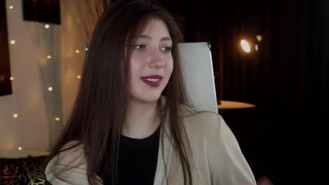 Mary Miller online show from March 26, 9:58 am