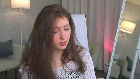 Mary Miller online show from November 22, 10:13 am