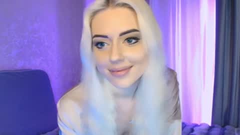 MaryVi online show from April 5, 7:55 pm