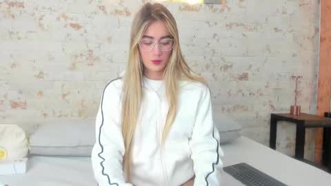 maryy campbell online show from March 21, 11:26 am