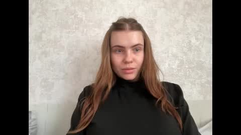 MaryYourr online show from February 24, 10:40 am