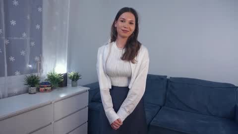 Sunny online show from November 28, 6:37 pm