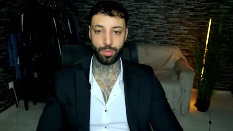 masculineguy69 online show from March 19, 9:20 pm