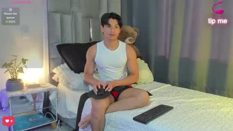 mash_angelo online show from February 21, 1:03 pm