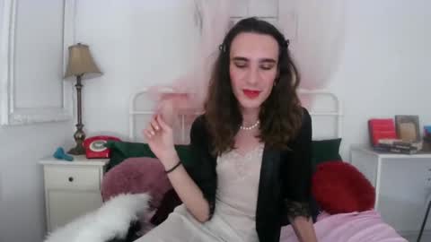 masharose online show from October 6, 11:55 pm