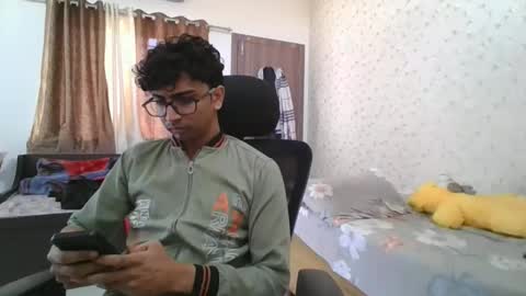 Mask Boy online show from January 9, 5:35 am