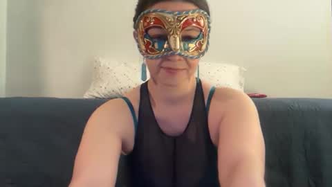 maskedflirt3 online show from April 19, 4:57 am