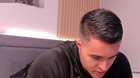 Mason Bennet online show from April 23, 9:38 pm