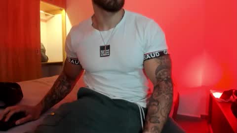 Mason Andre online show from December 5, 10:14 am