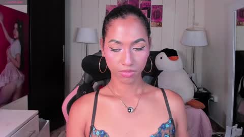 massielhot online show from April 15, 8:09 pm