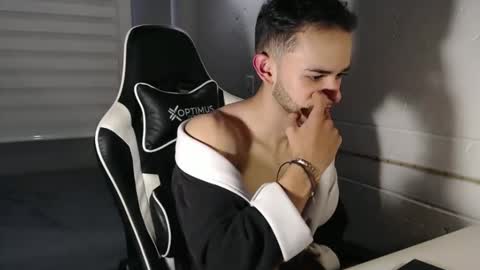 massimo online show from March 9, 11:14 pm