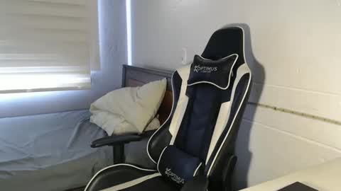 massimo online show from December 7, 3:14 pm