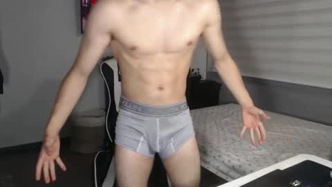 massimo online show from December 14, 11:11 pm