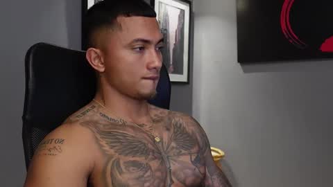 Massimo online show from November 29, 3:14 am