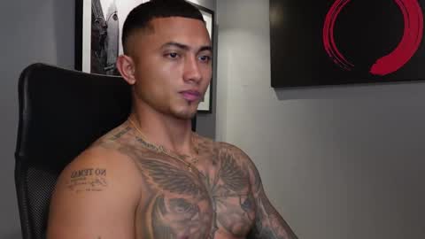 Massimo online show from November 24, 11:25 pm