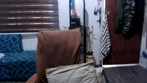 massive_boner02 online show from April 5, 11:24 pm