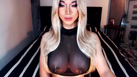 Snapshot of massivecockxmistress chatting on September 15, 1:29 am Aica online show from September 15, 1:29 am