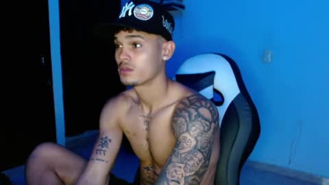 master_black777 online show from April 4, 1:23 am