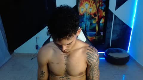 master_black777 online show from March 29, 9:16 pm