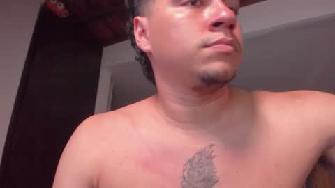 Snapshot of masterjuanc chatting on September 23, 12:59 am Juan Independent Model online show from September 23, 12:59 am