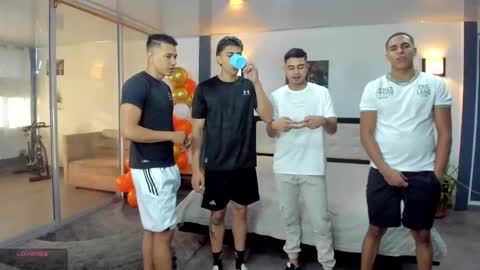 Team Cris Darwin- Fernando- Stiven- David online show from November 22, 11:41 am