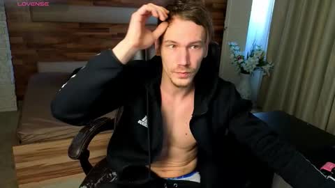 MateoBenjamin online show from March 3, 1:18 pm