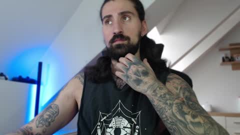 mateohalifa online show from December 6, 10:00 am