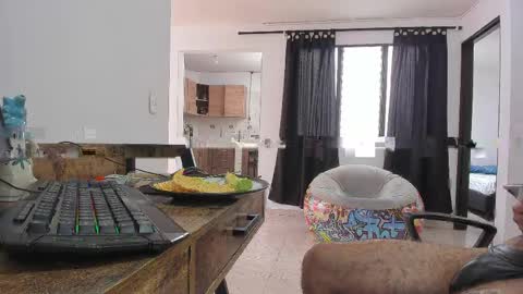 Matheus     online show from May 6, 3:51 pm