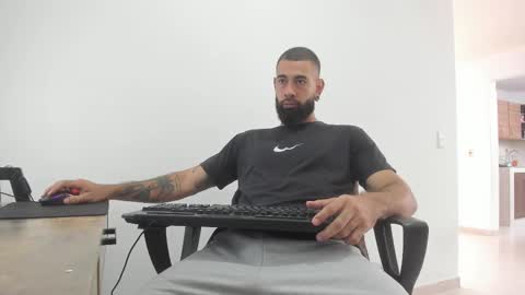 Matheus     online show from March 6, 3:45 pm