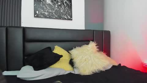 mathewboy2 online show from March 8, 12:09 pm