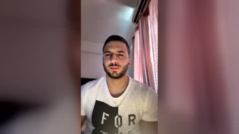 matt_broudy_ online show from March 3, 4:47 pm