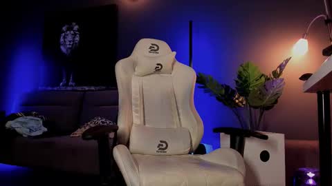 Matt online show from February 22, 8:40 am