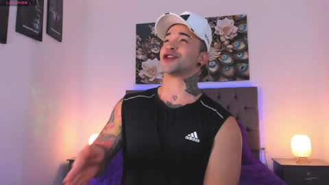 Matthew INDEPENDENT MODEL online show from April 21, 1:31 am