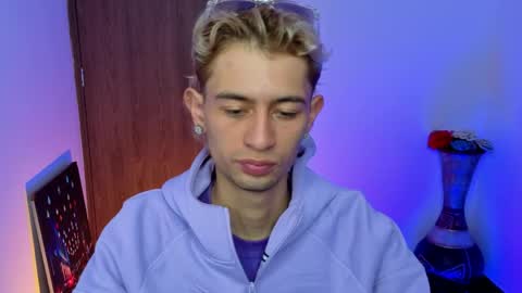 mattias     online show from April 21, 2:51 am