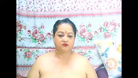 matureindian654u online show from April 11, 8:13 pm