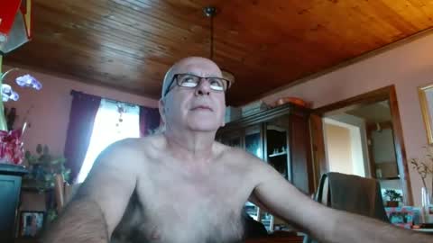 Maurice online show from January 27, 1:30 pm