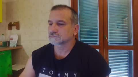 mauro1971 online show from October 10, 12:11 pm