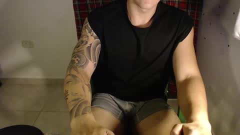 Maxi Independent model online show from February 22, 1:31 am