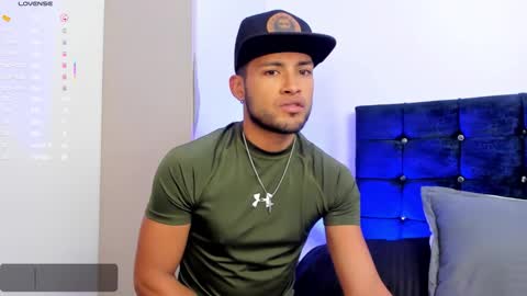 Max Conor online show from October 21, 2:43 pm