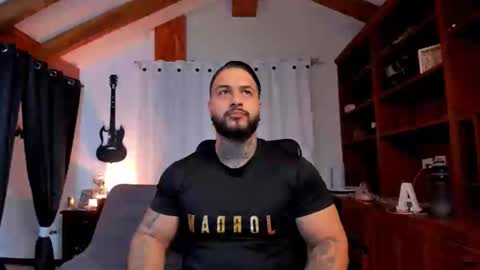 Snapshot of max_dic1 chatting on September 20, 1:19 am max D. online show from September 20, 1:19 am