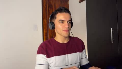 Max Lancaster online show from January 4, 12:16 am