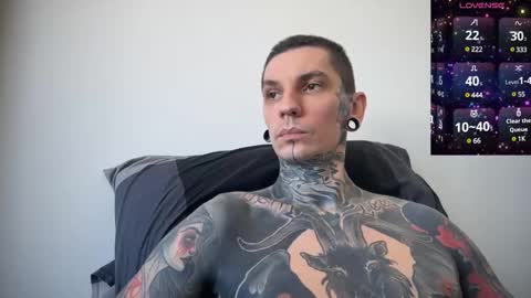    online show from March 5, 10:11 am