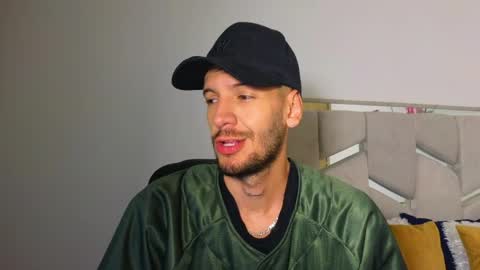 Max Taylor online show from April 8, 4:26 am