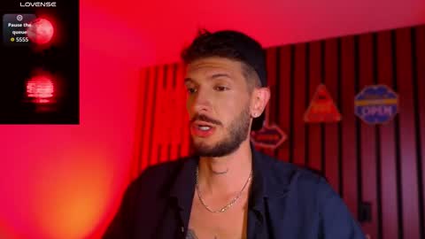 Max Taylor online show from November 5, 1:51 am