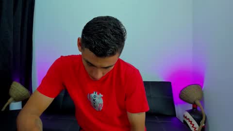 MAX     online show from March 10, 7:34 am