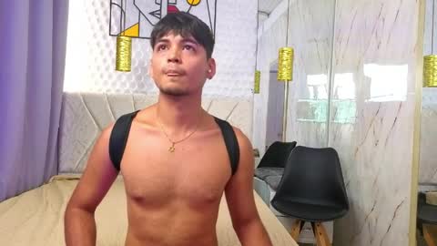 max_wine_ online show from April 9, 2:01 pm