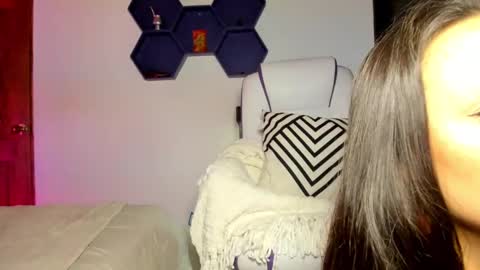 Max online show from February 16, 3:47 am