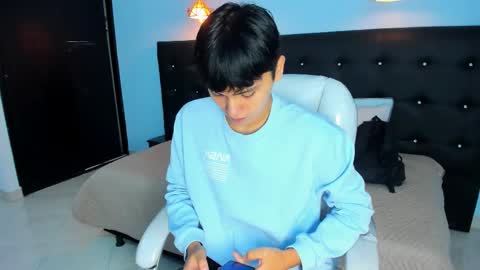 --  -- online show from October 20, 1:05 pm