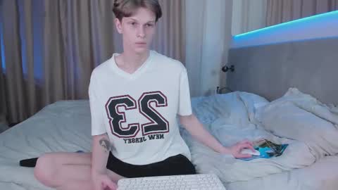 maxim burn online show from March 3, 7:17 pm